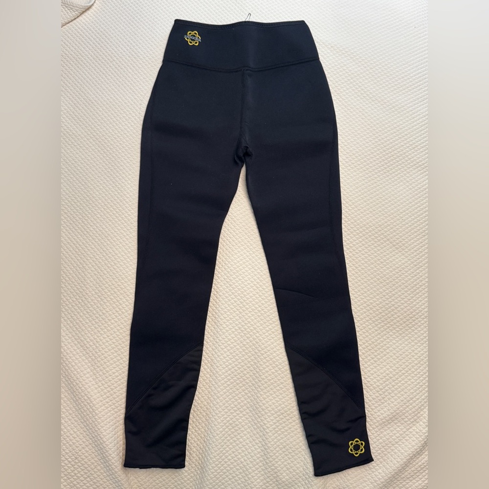 Zaggora New Hot Pants Capri - Black - Weight Loss Leggings NWOT